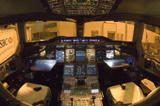 cockpittet på en Emirates A380