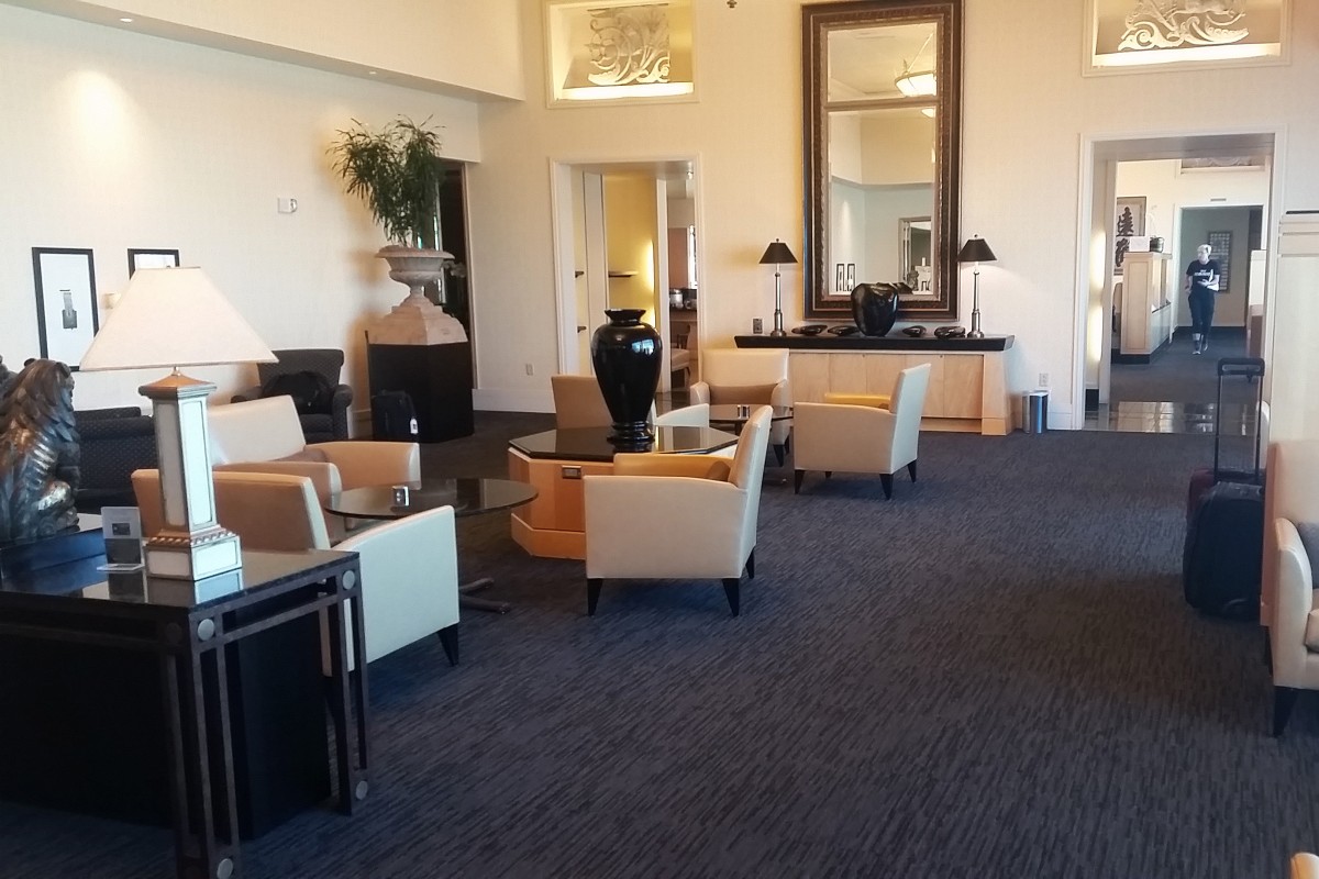 unitedglobalfirstloungesfo1 InsideFlyer DK