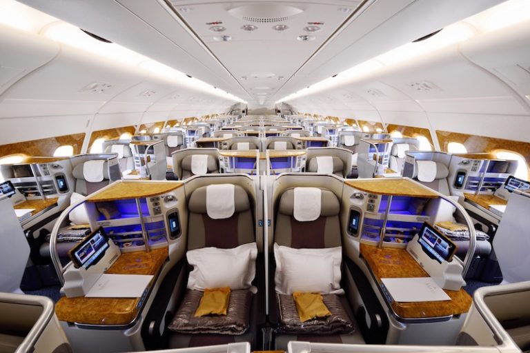 Emirates og deres Business Class kabine på deres Airbus A380