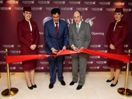 qatar-airways-premium-lounge-at-charles-de-gaulle-airport-official-opening_31454318863_o-1024x771