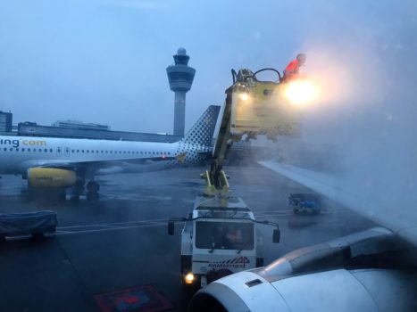 Aegean Airlines de-icing