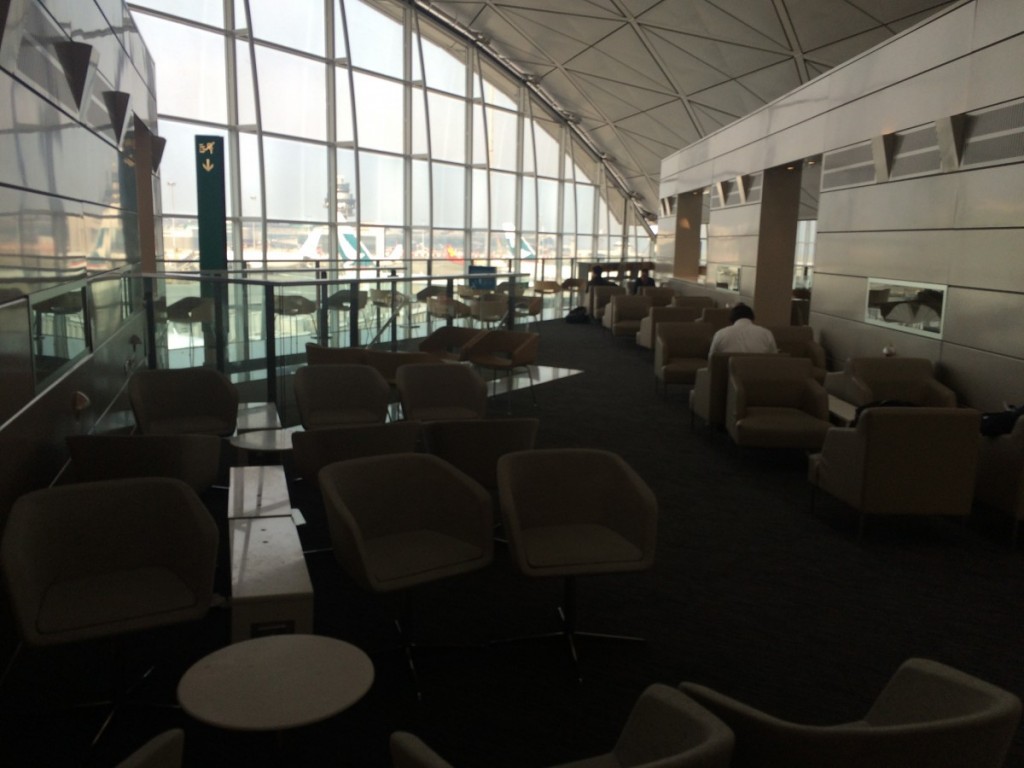 Siddeområdet i United Loungen i Hong Kong's lufthavn.