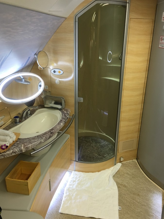 Emirates First Class Shower Spa ombord på deres Airbus A380