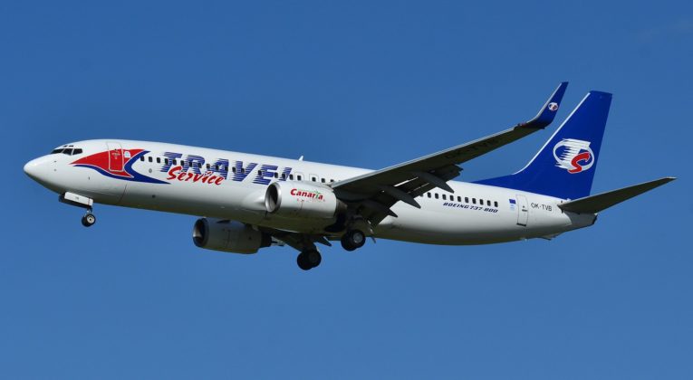 Travel Service Boeing 737 (OK-TVS)
